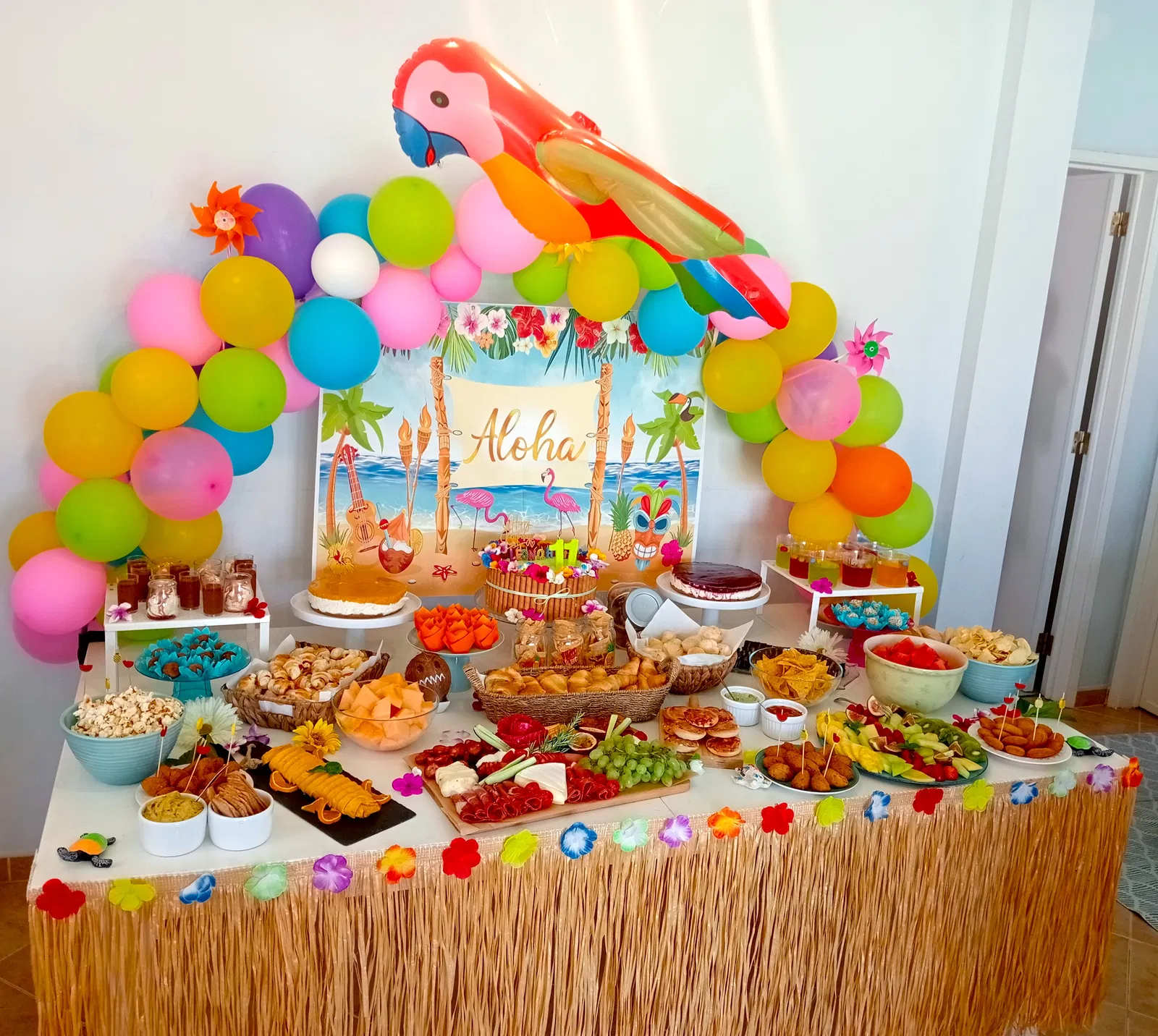 Festa de aniversário infantil em casa - Tema Havai