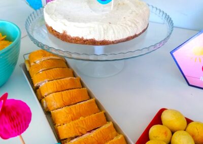 Festa piscina - comida e decoração