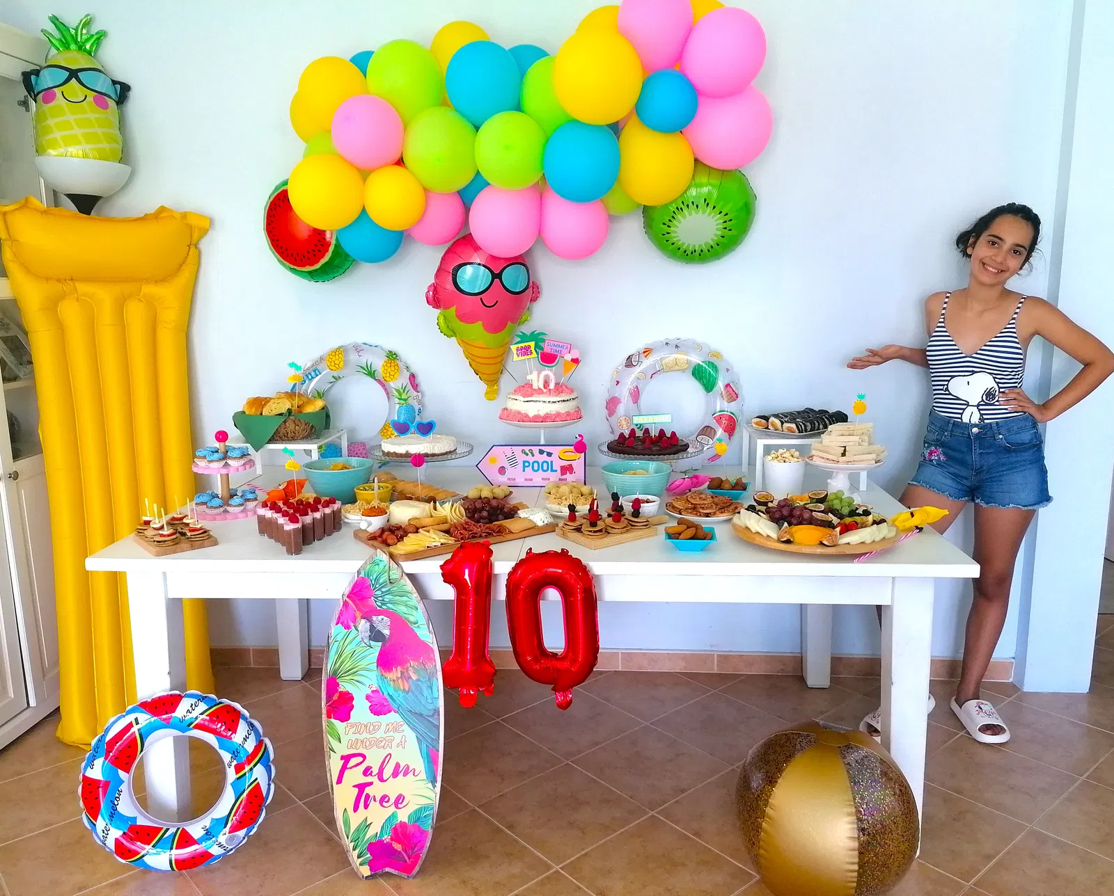 Como organizar uma festa em casa com tema de piscina